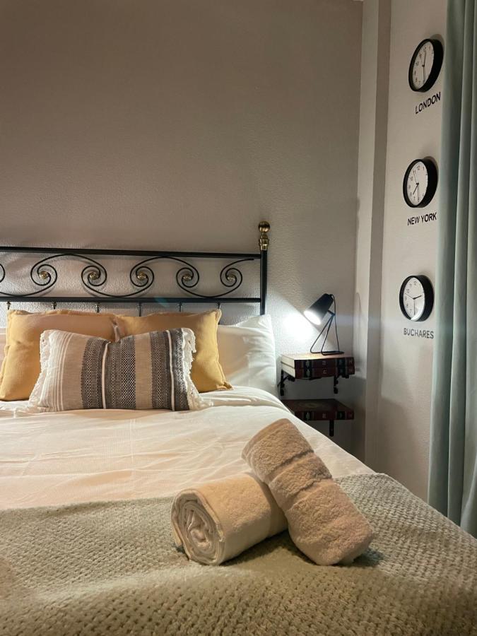 Traveler'S Beach Apartment With Sea View, Free Coffee & Parking เบนิดอร์ม ภายนอก รูปภาพ