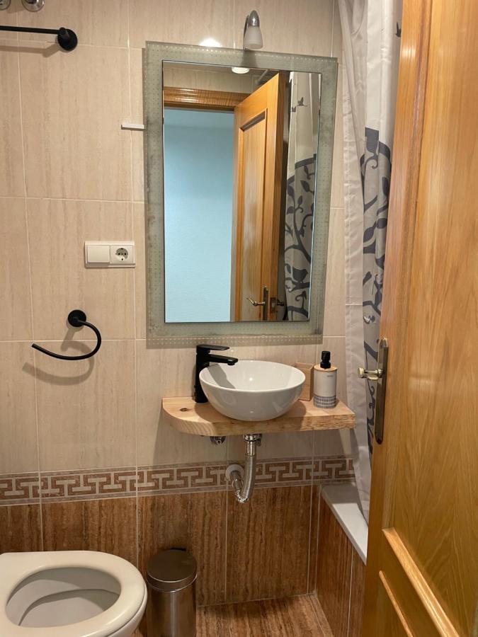 Traveler'S Beach Apartment With Sea View, Free Coffee & Parking เบนิดอร์ม ภายนอก รูปภาพ